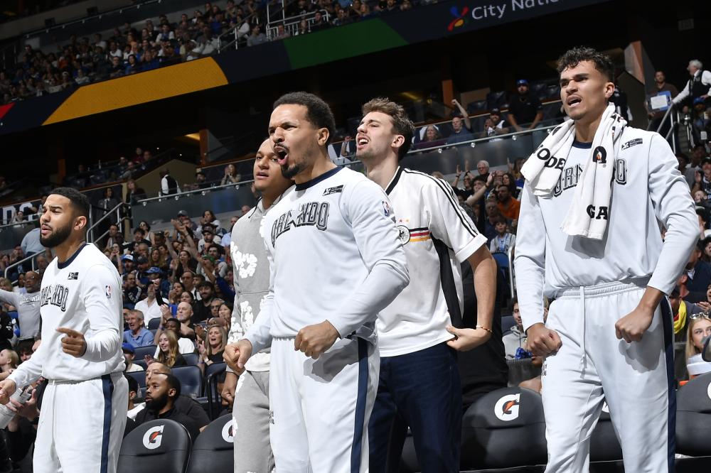 防守端的稳 防守端的稳