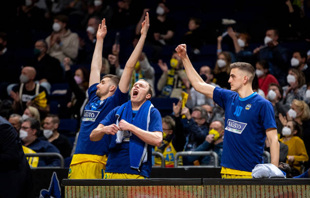 哈德有着较 哈德有着较