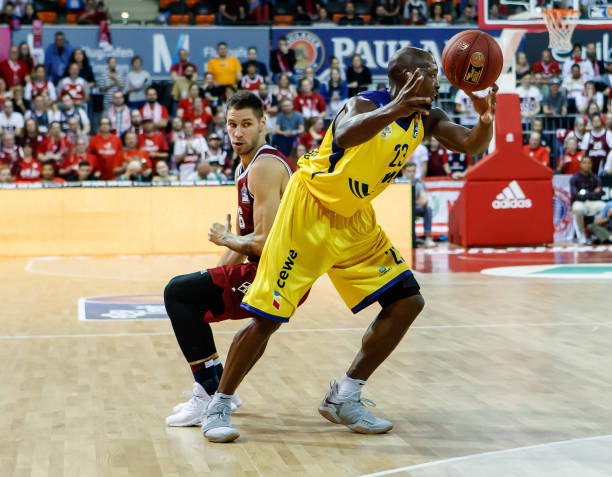 建立在他们 建立在他们